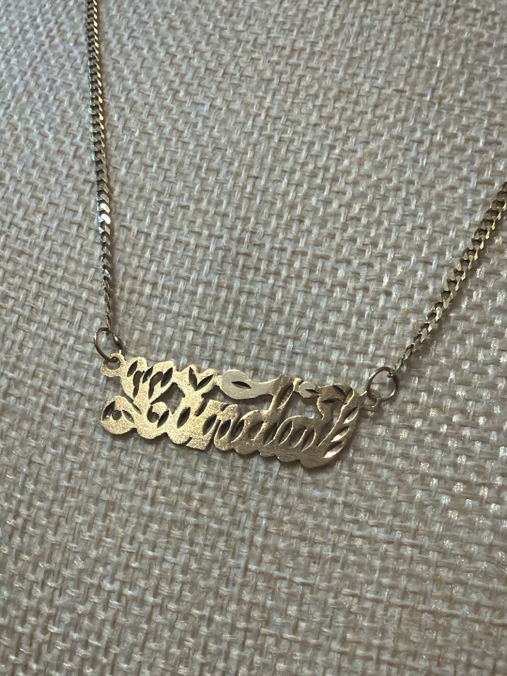 Real 10K Gold Personalized “Linda” Nameplate Necklace